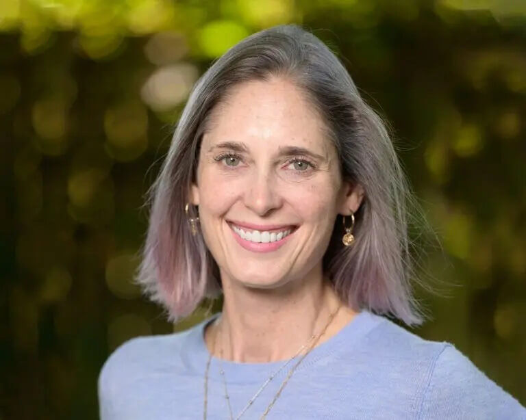 Photo of Stephanie Jacobs